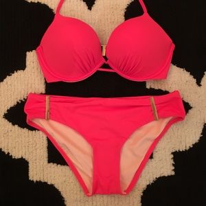 Victoria’s Secret Bikini Set